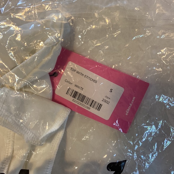 EDIKTED Overlocked Crop Top - Picture 3 of 4